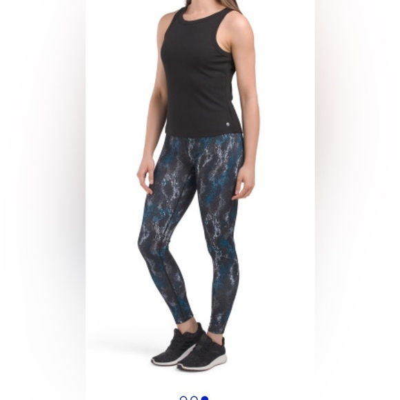 Apana Oslo Cardigan, Tank & Leggings 3 Piece Set - Picture 5 of 7